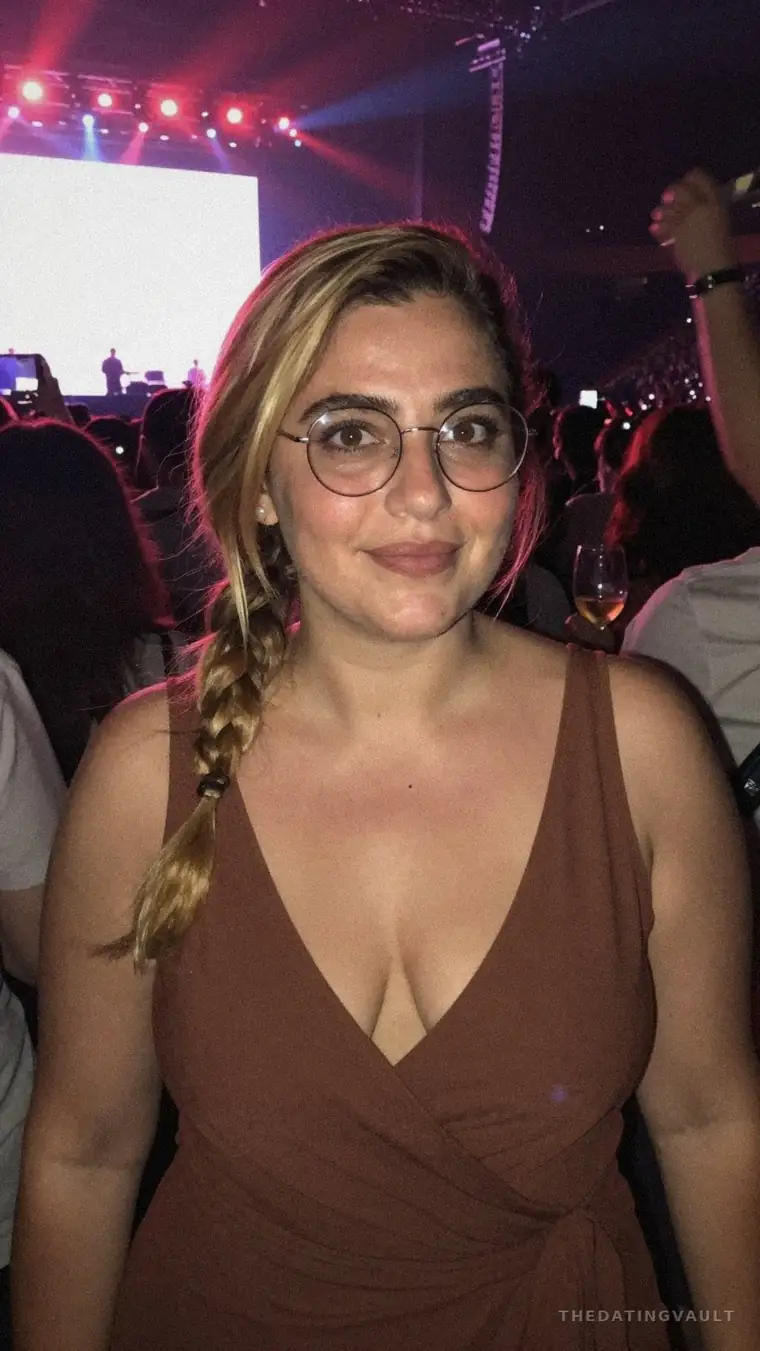 AlyssaLou (25) - Lyons