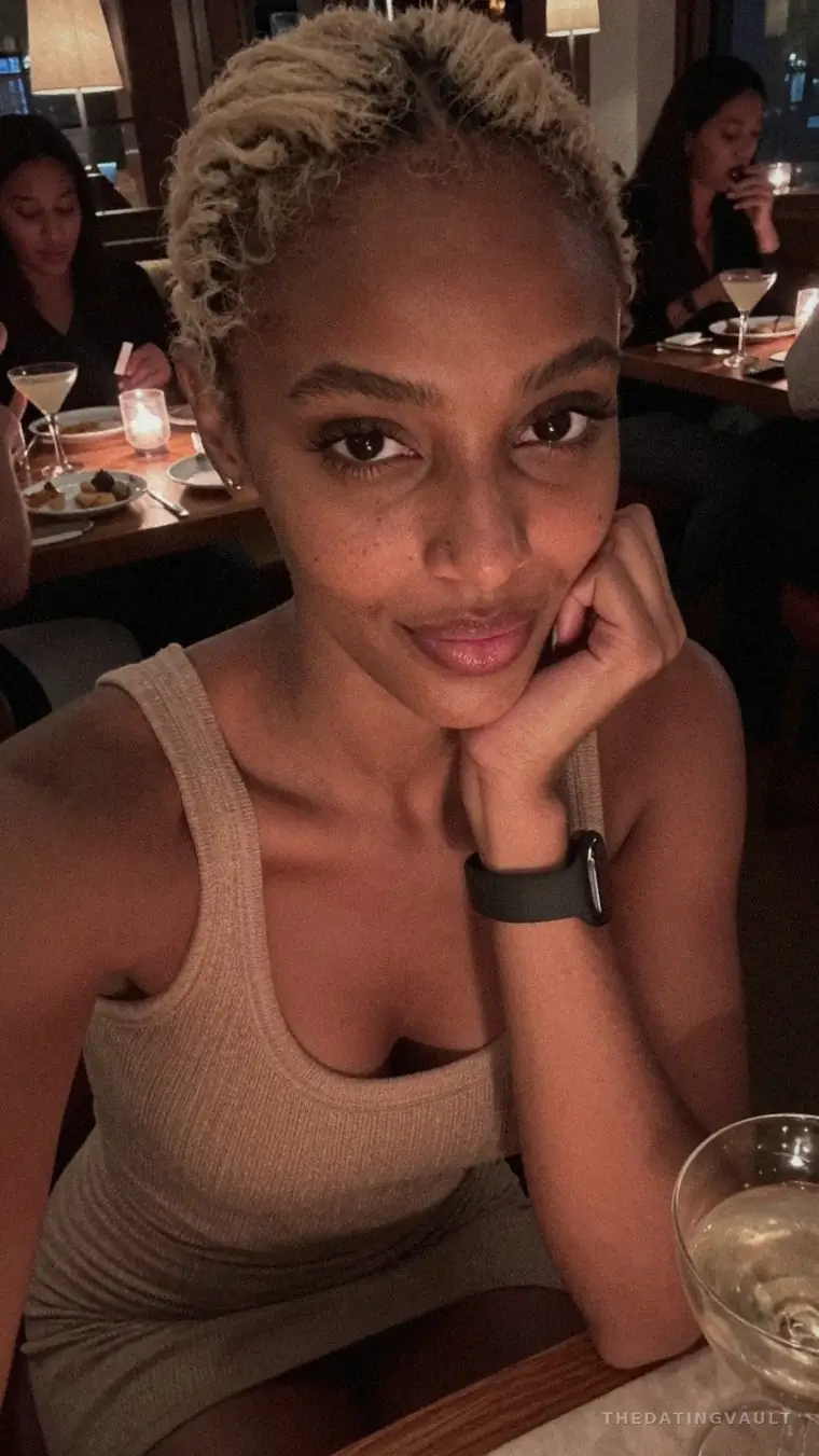 Amanda3 (25) - Syracuse