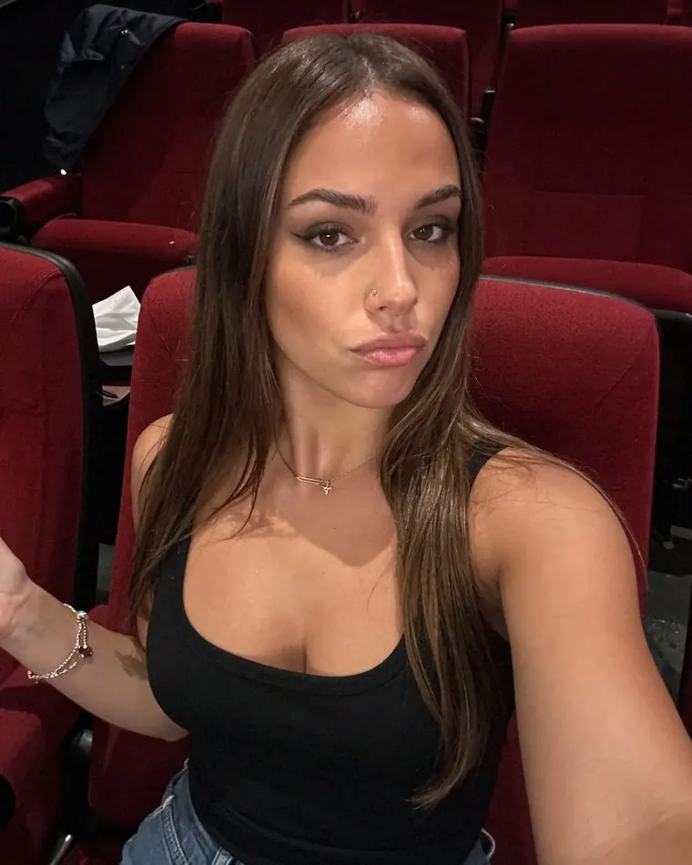 Ariana97 (25) - Baltimore