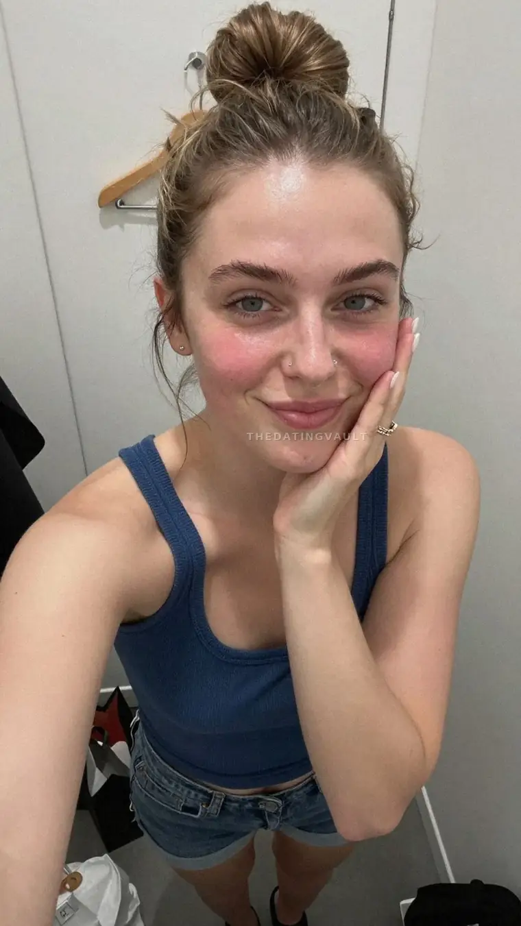 BiancaBright (22) - Visalia