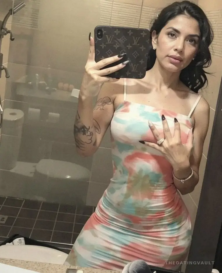 BrandiXo (28) - Laurel