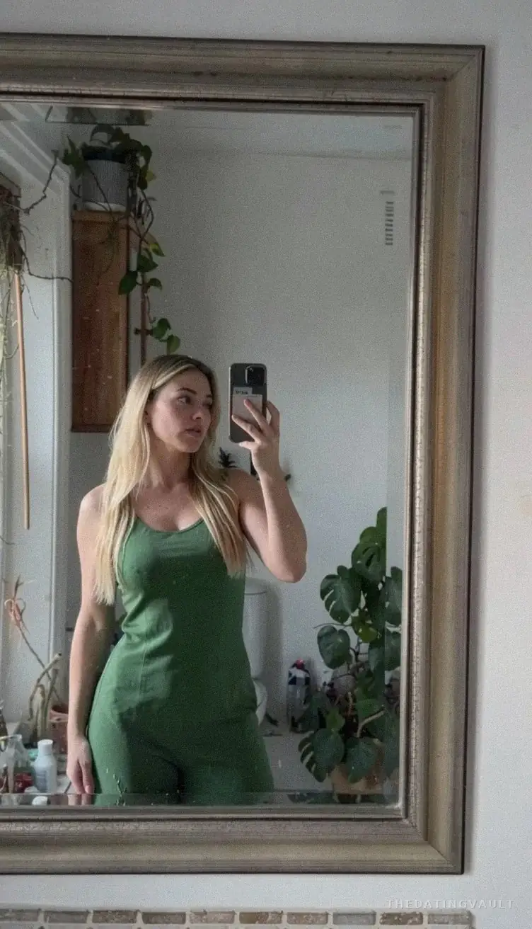Camila60 (25) - Texarkana