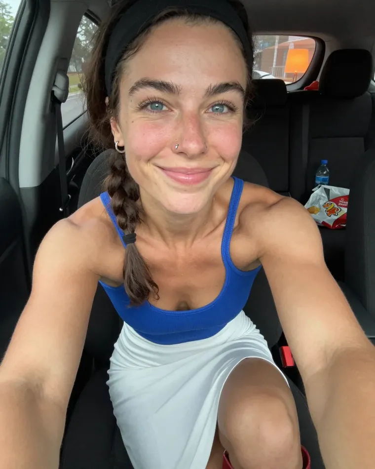 Chelsea (25) - Gilbert