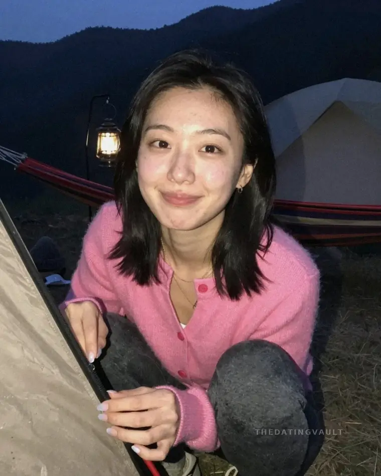 Chloe (25) - Franklin Square