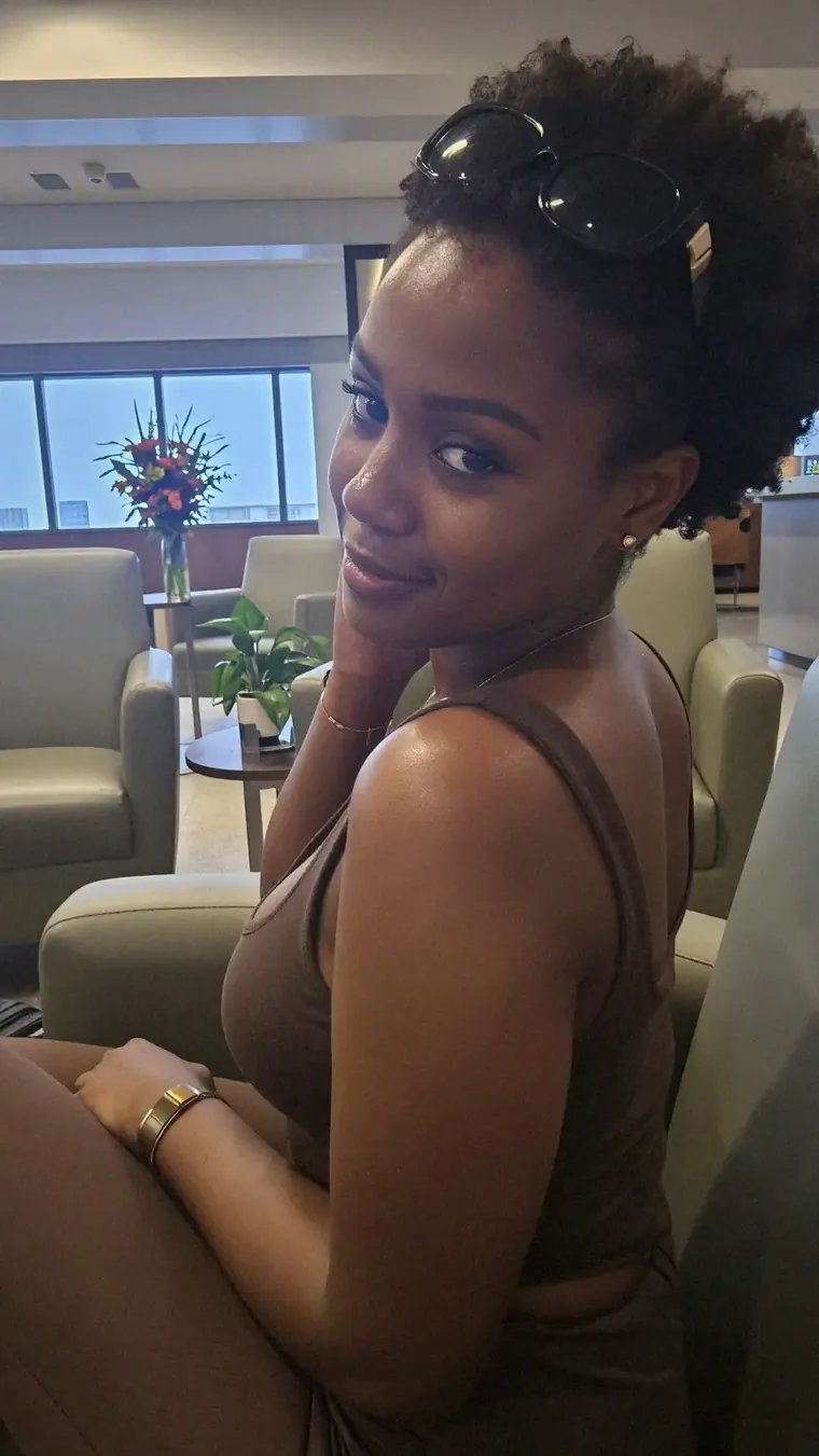 Courtney (25) - Kansas City