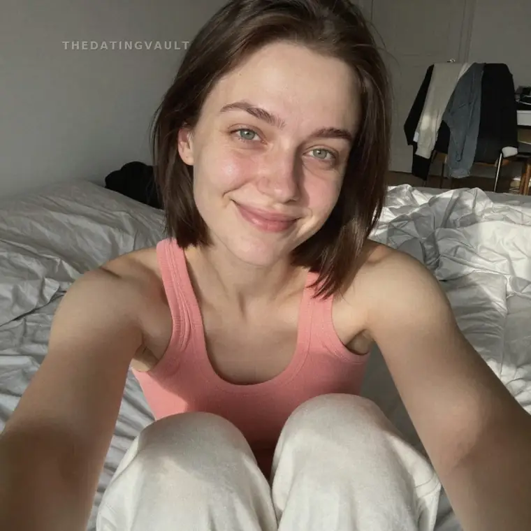 EleanorKay (22) - Middle Island