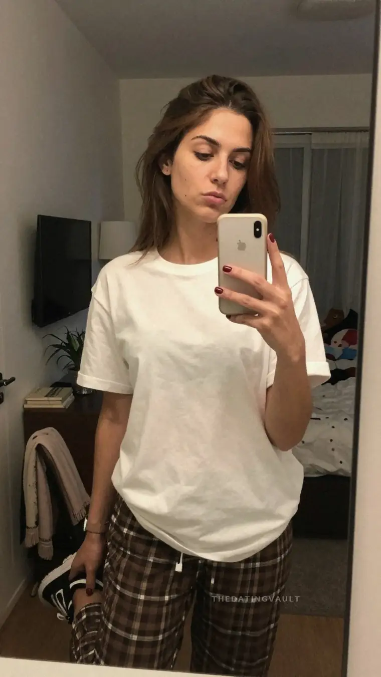Ellie00 (25) - Ames