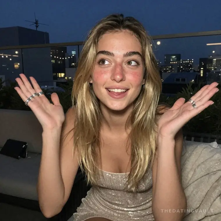 Ellie644 (21) - Palm Desert