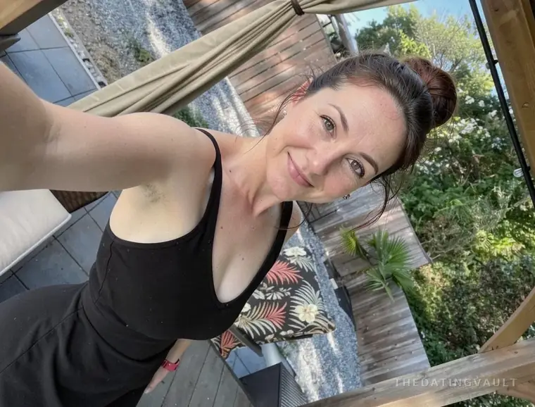 ElliePenny (30) - Moline