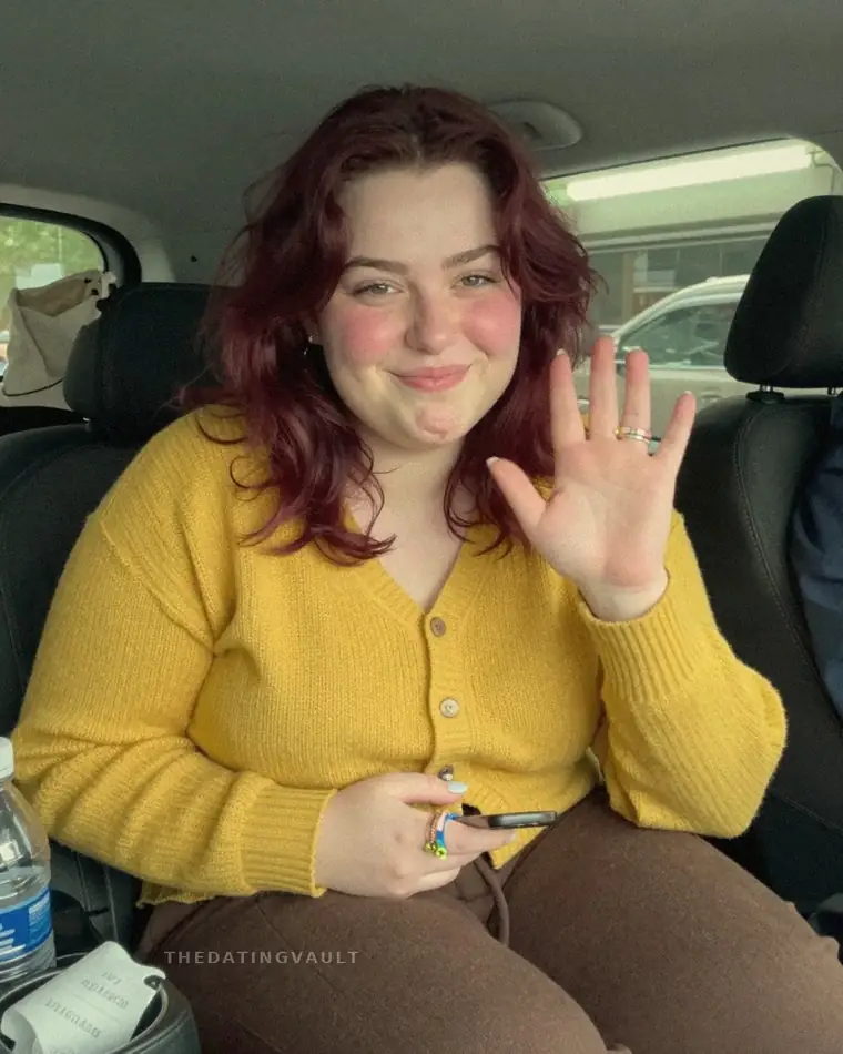 Emma (25) - Mobile