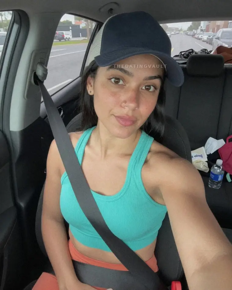 GabbySpicy (25) - Graham