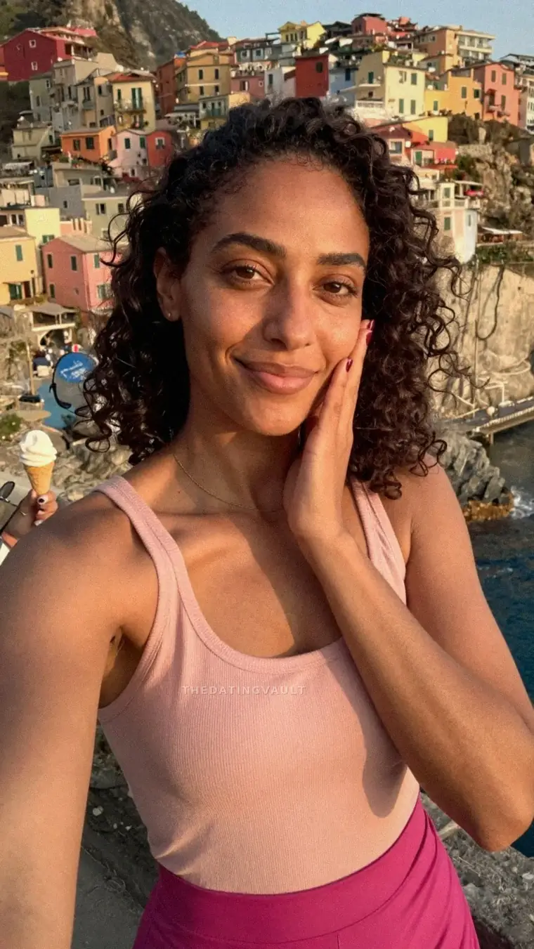 Hannah (28) - Crete