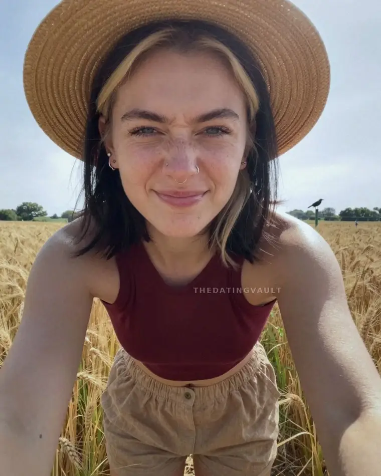 Libby (25) - Waldorf
