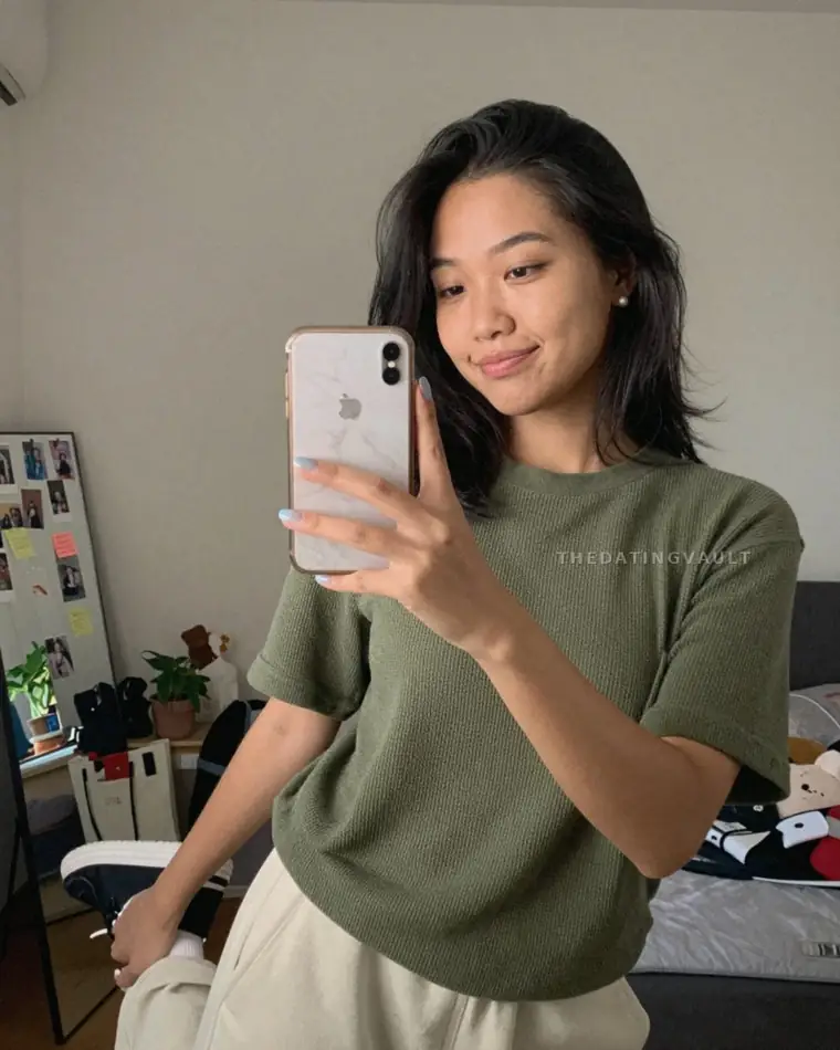 Liv (25) - Fairbanks