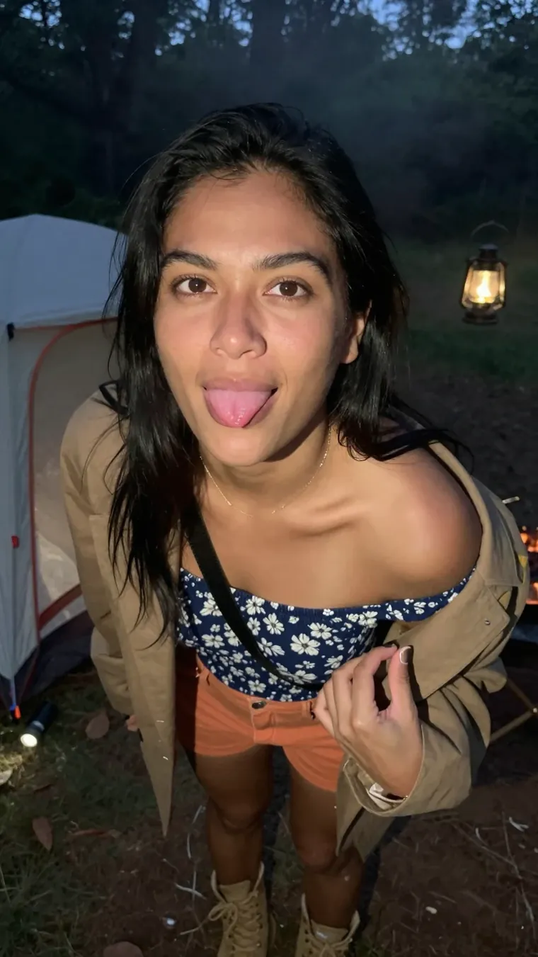 Lizzie93 (25) - Pinellas Park