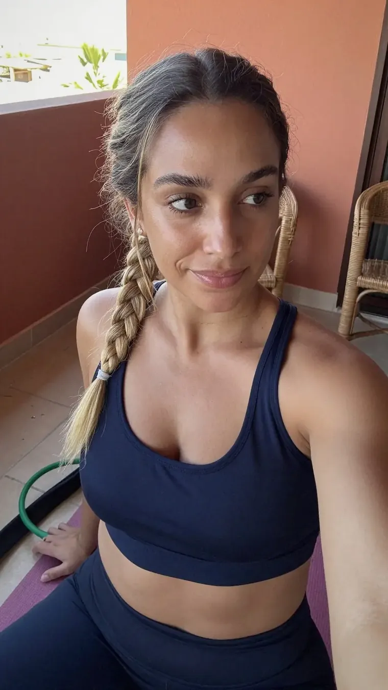MarloweGirl (28) - Phoenix
