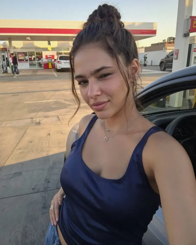 Melody00 (22) - Downers Grove