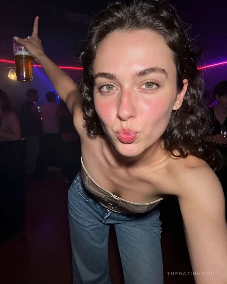 Millie (25) - St. George