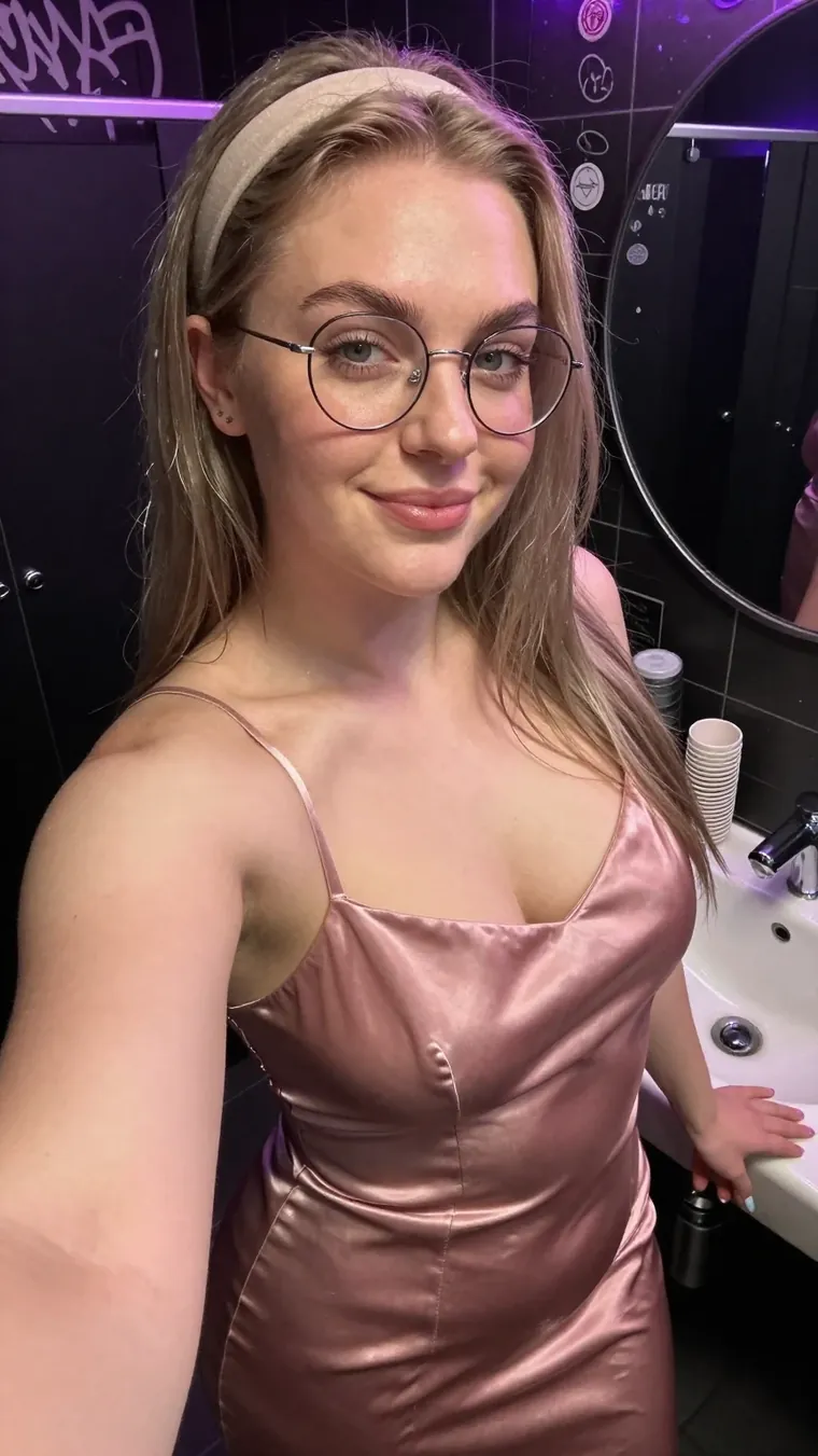 Nell (25) - Milan