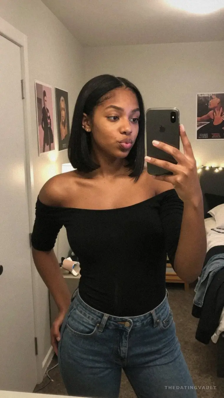 Olivia66 (21) - Simi Valley