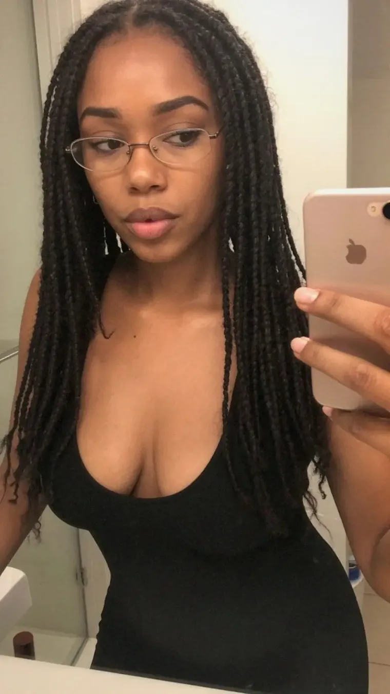 Rebecca (25) - Juneau