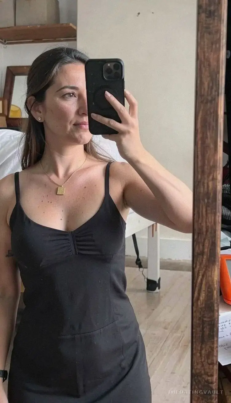 Rebecca (30) - Jasmine Estates