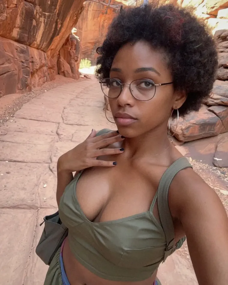 RebeccaSweet (25) - Hueytown