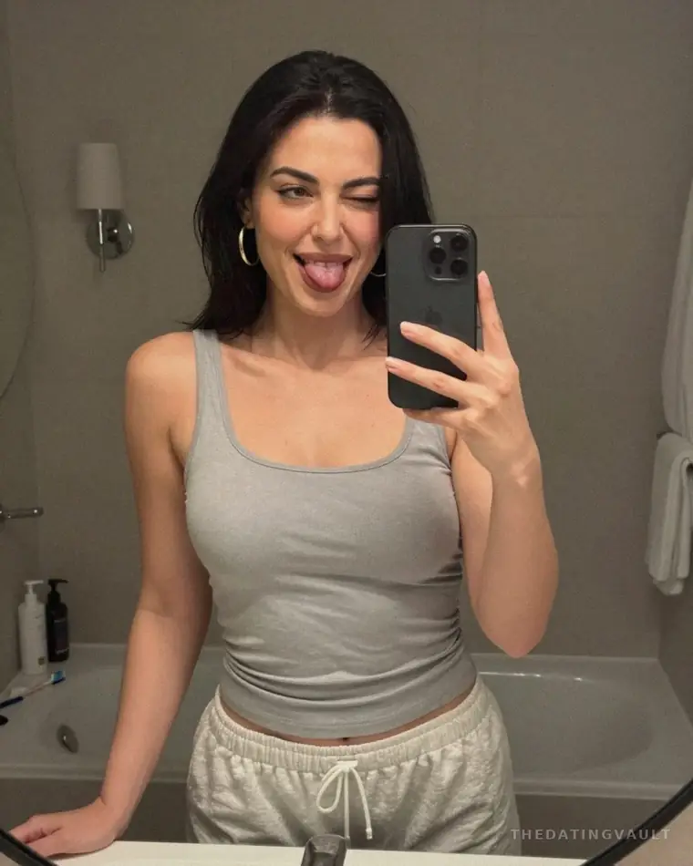 SunnyXo (25) - Kingsland