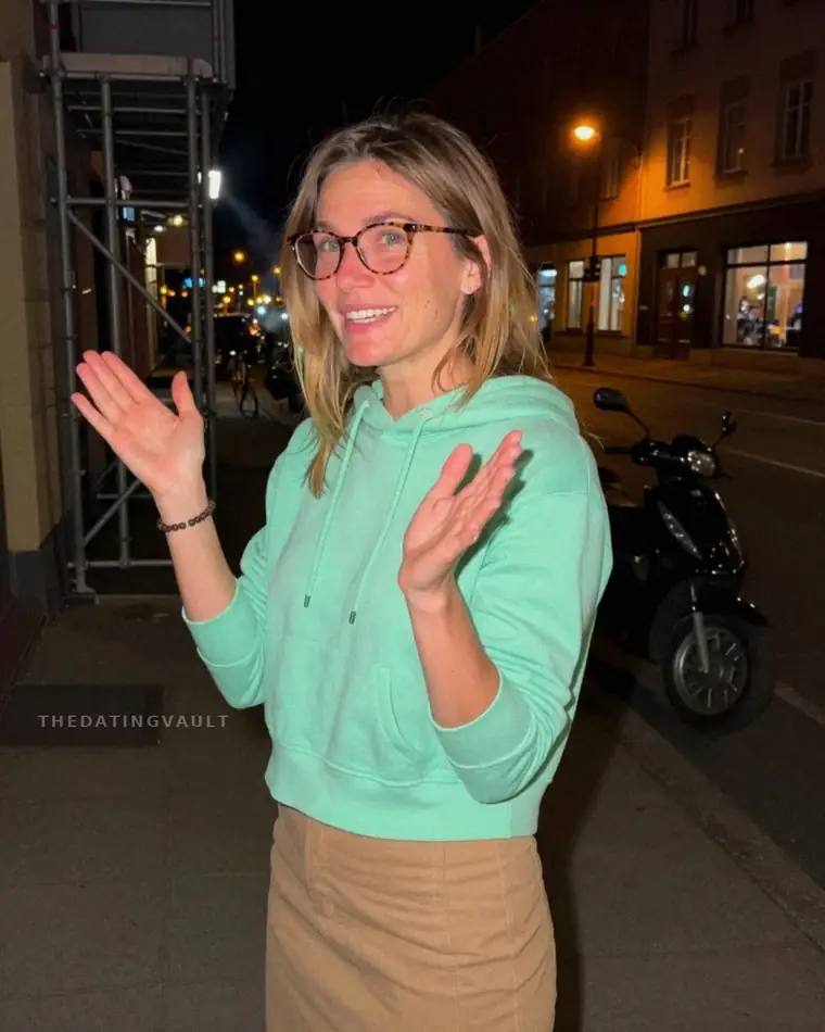 Tina (25) - Dover