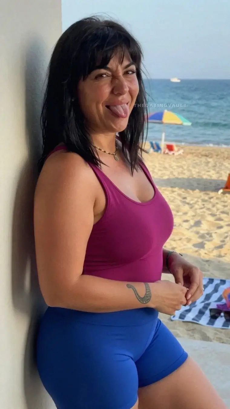 VanessaJean (30) - Cortlandt